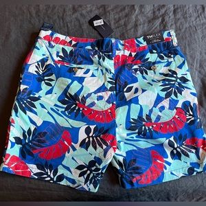 NWT. Tommy Hilfiger. Mens tropical pattern short.